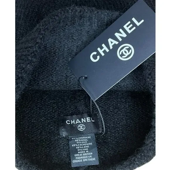 Luxury Beanie – Timeless Winter Accessory